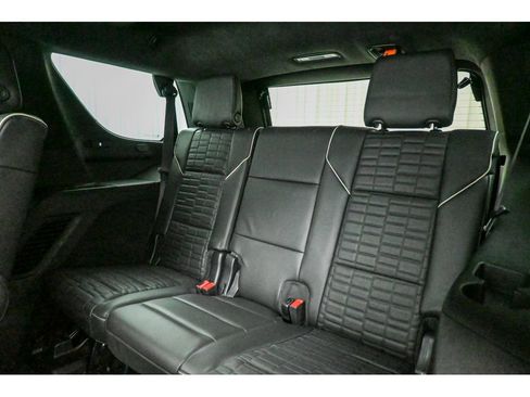 Used 2022 Cadillac Escalade Sport Platinum w/ Heavy-Duty Trailer Package image 20