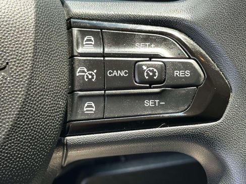 Used 2026 RAM ProMaster 2500 w/ Convenience Group FWD image 17