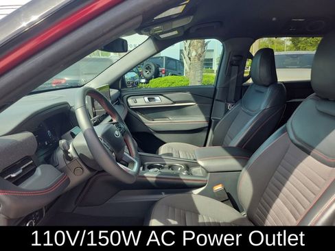 Used 2025 Ford Explorer ST-Line w/ Premium Package RWD image 2