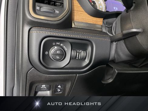 Used 2021 RAM 1500 Limited image 27