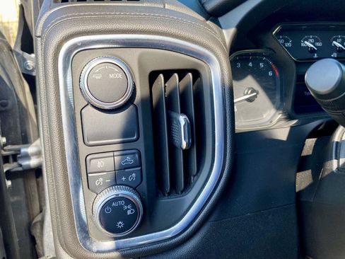 Used 2021 GMC Sierra 1500 Elevation image 27