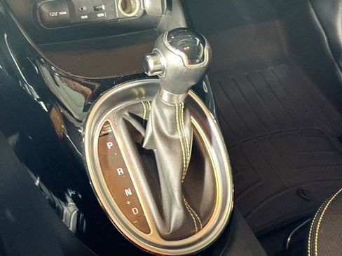 Used 2014 Kia Soul + w/ Audio Package image 18