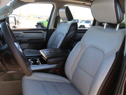 Used 2026 RAM 1500 Laramie w/ Laramie Southwest Edition AWD/4WD image 14