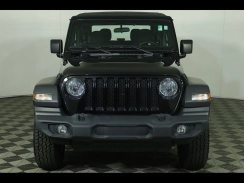 Used 2022 Jeep Wrangler Sport AWD/4WD image 11