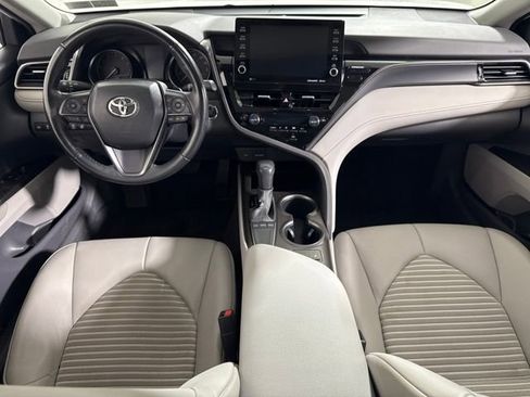 Used 2023 Toyota Camry SE image 15