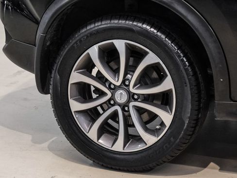 Used 2017 Nissan Juke SV FWD image 52
