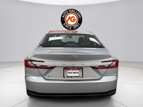 Used 2026 Toyota Camry LE FWD image 5