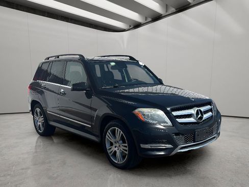 Used 2014 Mercedes-Benz GLK 350 4MATIC image 5