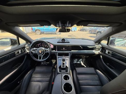 Used 2020 Porsche Panamera 4 AWD/4WD image 24