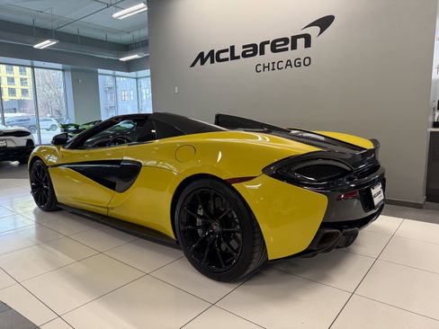 Used 2018 McLaren 570S image 4