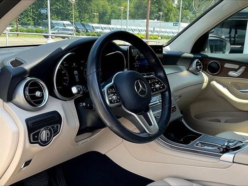 Certified 2022 Mercedes-Benz GLC 300 4MATIC image 19