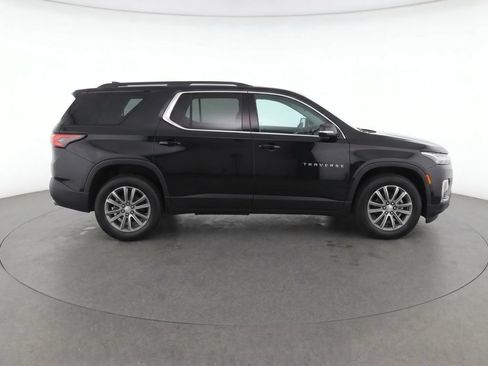 Used 2023 Chevrolet Traverse LT AWD/4WD image 8