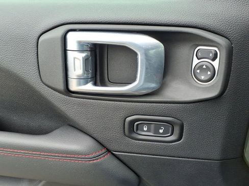 Used 2023 Jeep Wrangler Unlimited Rubicon 4xe AWD/4WD image 43