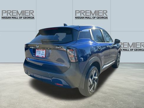 Used 2026 Nissan Kicks SV image 5