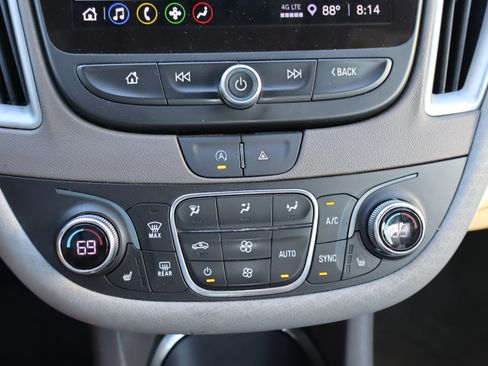 Used 2024 Chevrolet Malibu LT FWD image 28
