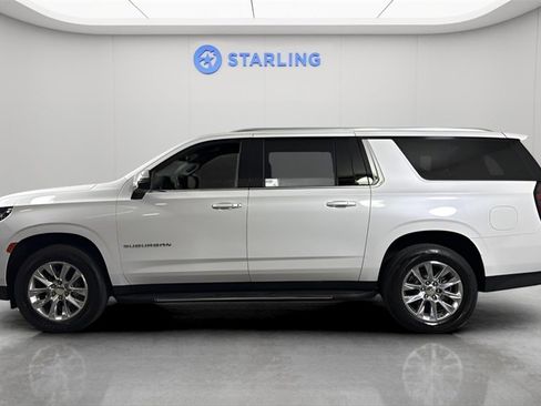 Used 2021 Chevrolet Suburban Premier image 3