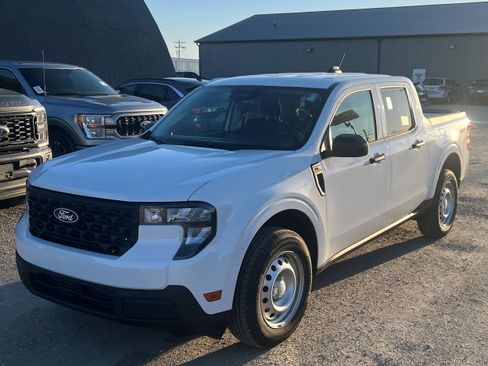 New 2026 Ford Maverick XL image 3