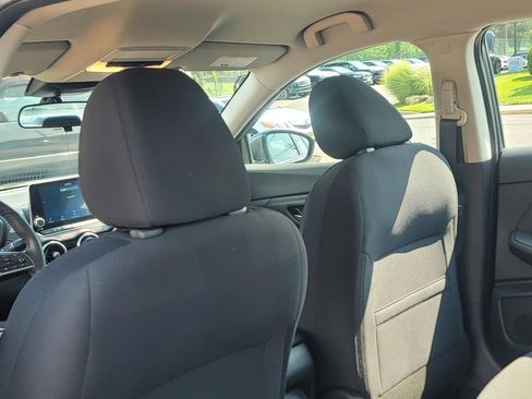 Used 2022 Nissan Sentra SV w/ Lighting Package FWD image 32