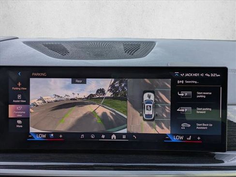 Used 2024 BMW X6 xDrive40i w/ Executive Package image 14