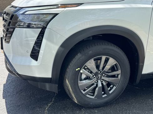 New 2026 Nissan Pathfinder SV AWD/4WD image 20