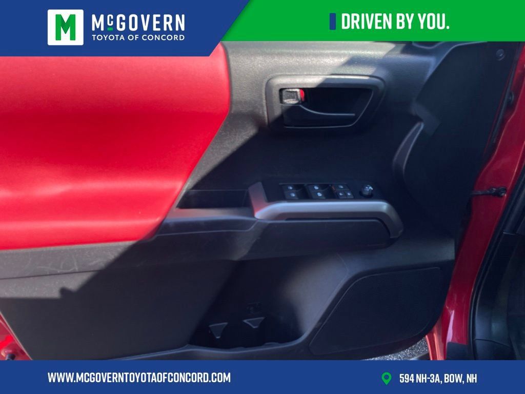 Used 2023 Toyota Tacoma SR5 AWD/4WD image 14