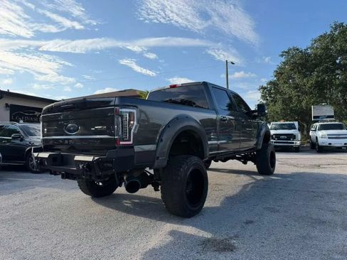 Used 2018 Ford F250 XLT w/ XLT Premium Package AWD/4WD image 5