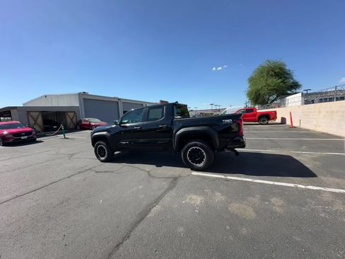 Used 2024 Toyota Tacoma TRD Off-Road AWD/4WD image 16