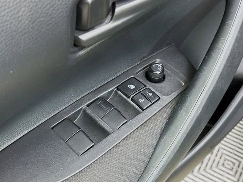 Used 2023 Toyota Corolla LE image 18