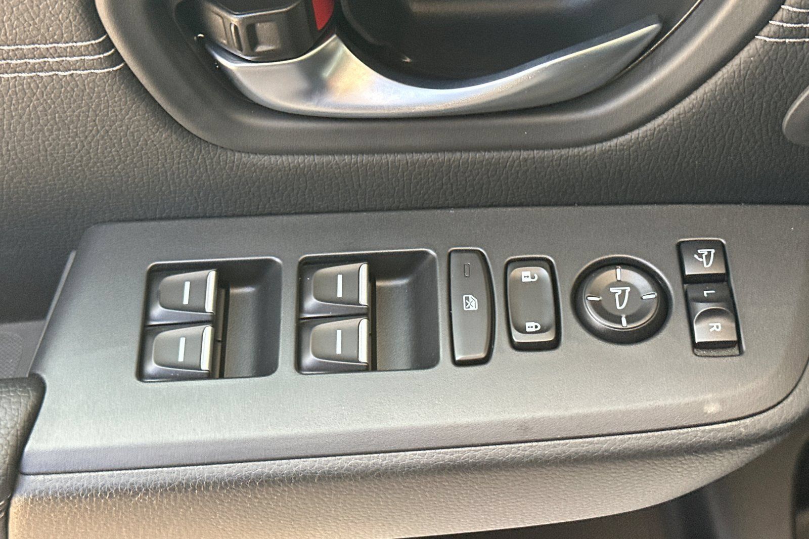 New 2026 Honda Pilot Touring image 28