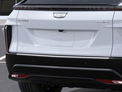 New 2026 Cadillac Lyriq Premium Luxury AWD/4WD image 16