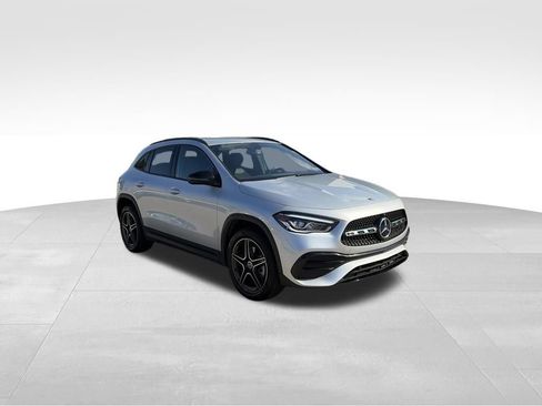 Certified 2022 Mercedes-Benz GLA 250 4MATIC image 7