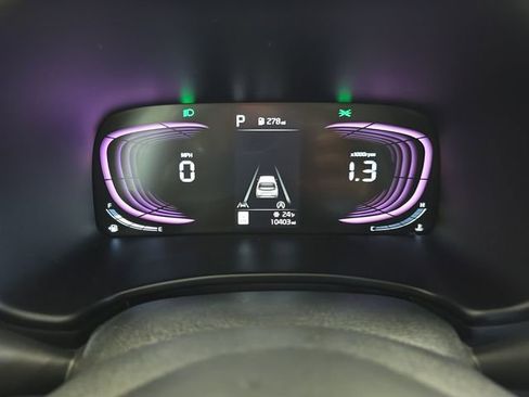 Used 2025 Kia Soul LX image 17