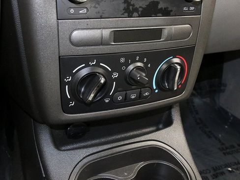 Used 2005 Chevrolet Cobalt LS image 17