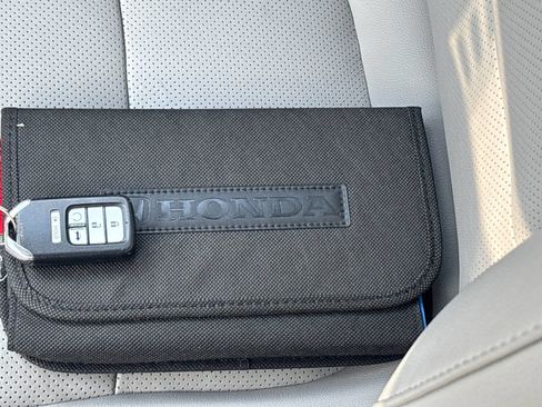 Used 2020 Honda Accord EX-L image 9