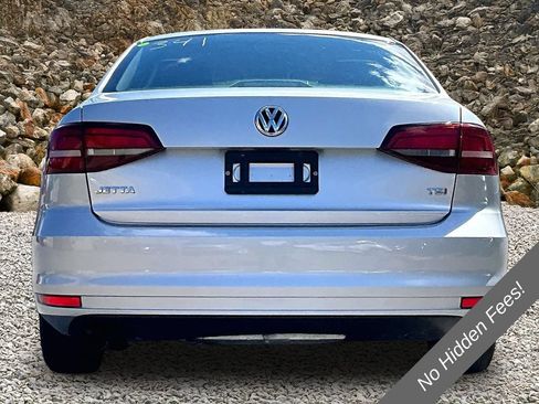 Used 2016 Volkswagen Jetta S FWD image 4