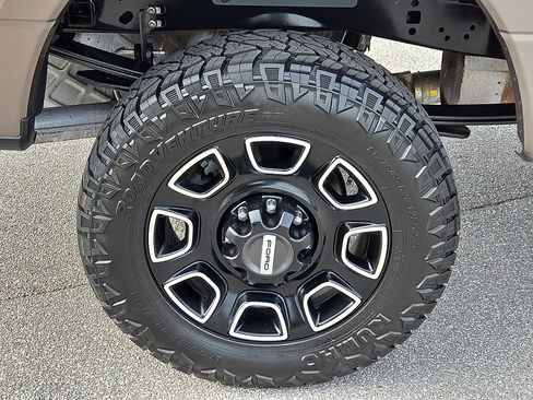 Used 2019 Ford F250 XLT AWD/4WD image 7