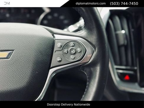 Used 2019 Chevrolet Traverse LT AWD/4WD image 32