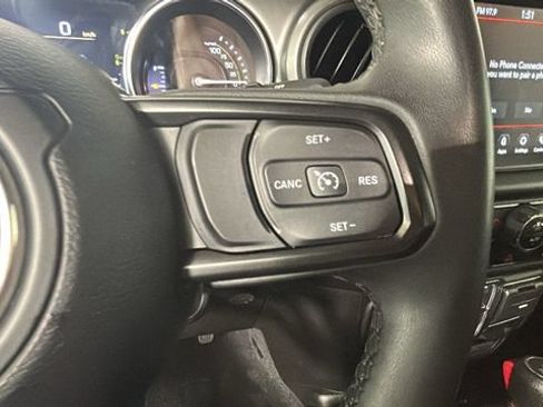 Used 2023 Jeep Wrangler Unlimited w/ 8.4" Radio Group AWD/4WD image 15