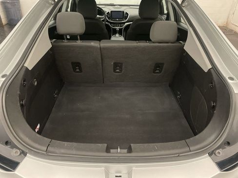 Used 2018 Chevrolet Volt LT image 19