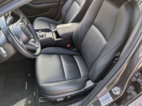 Used 2019 MAZDA MAZDA3 AWD Hatchback w/ Preferred Pkg image 22