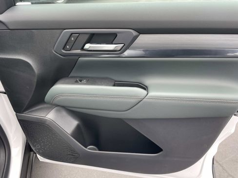 New 2026 GMC Terrain AT4 AWD/4WD image 27
