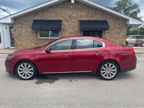 Used 2013 Lincoln MKS AWD image 10