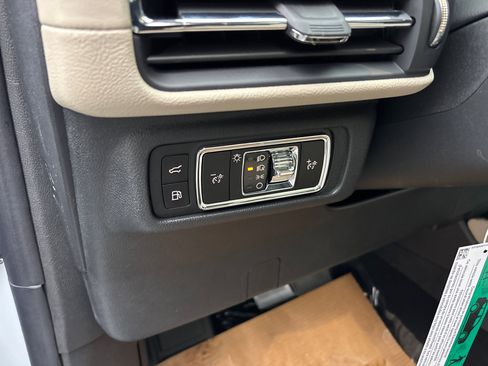 New 2026 Lincoln Corsair Grand Touring AWD/4WD image 14