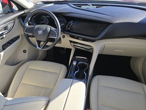 Used 2021 Buick Envision Essence image 29