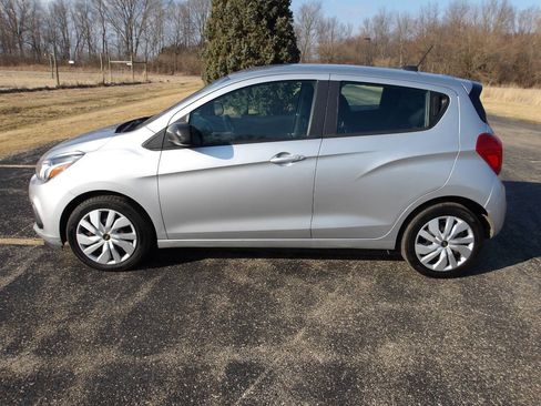 Used 2017 Chevrolet Spark LS image 10