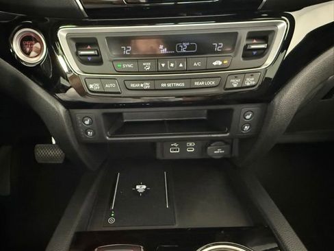 Used 2025 Honda Ridgeline Black Edition image 23