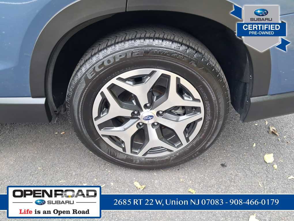 Used 2023 Subaru Forester Premium AWD/4WD image 11