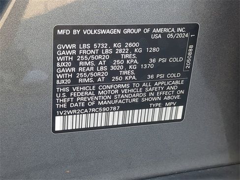 Certified 2024 Volkswagen Atlas SE image 36