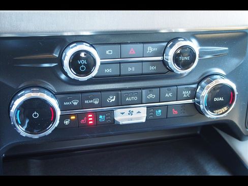 Used 2026 Ford F450 Platinum w/ Platinum Plus Package image 27