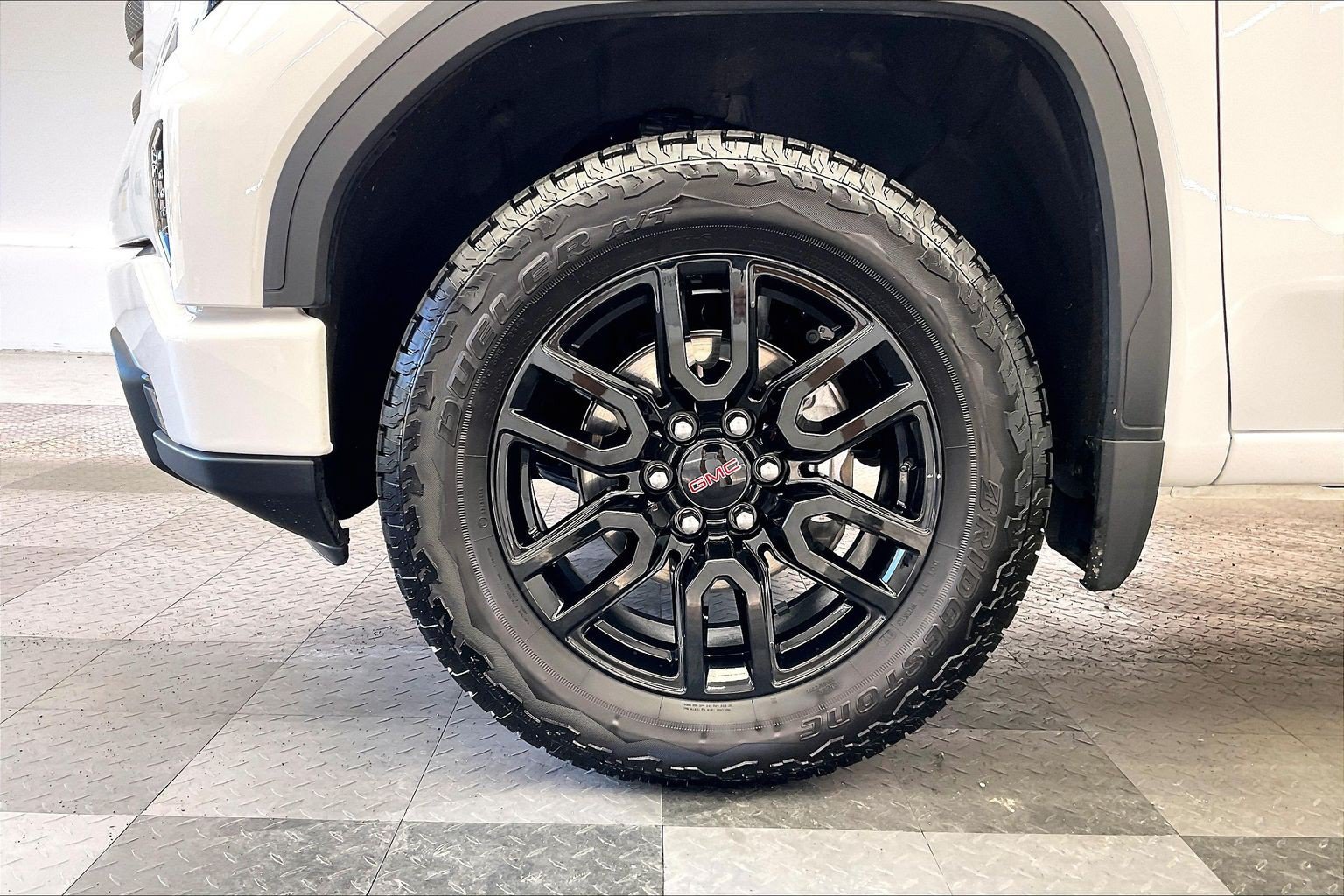 Used 2026 GMC Sierra 1500 Elevation w/ X31 Off-Road Package AWD/4WD image 8